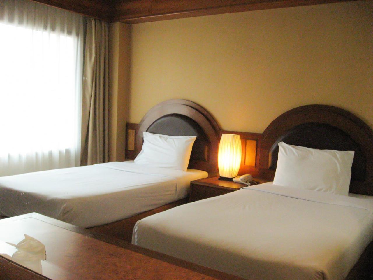 Ps Hotel Phuket Patong - Sha Plus Exterior foto
